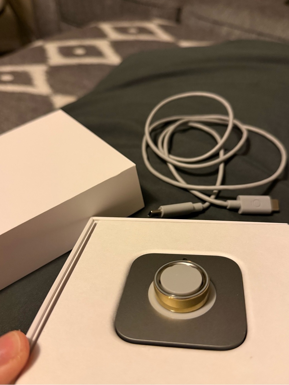 Oura Ring 4 - Gold